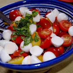 Tomates cerises à la mozzarella